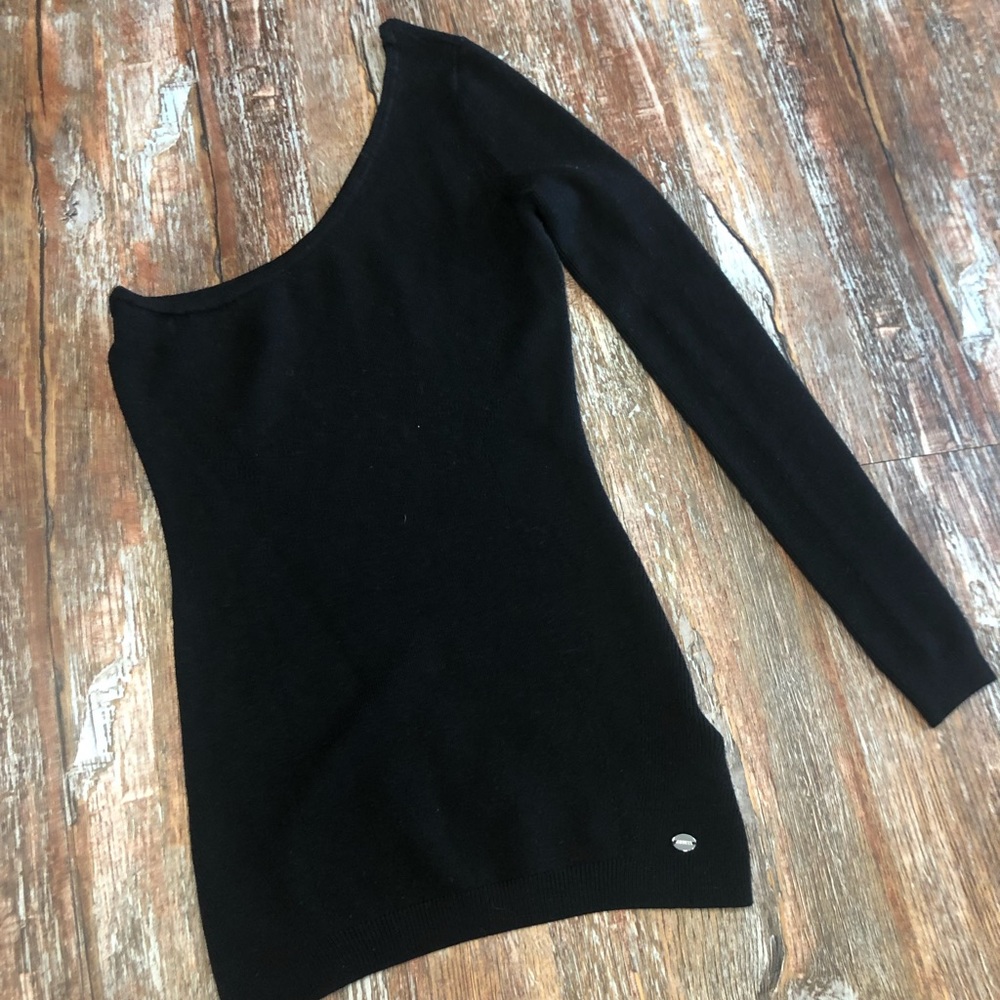 Guess, one shoulder sweater, XS, black